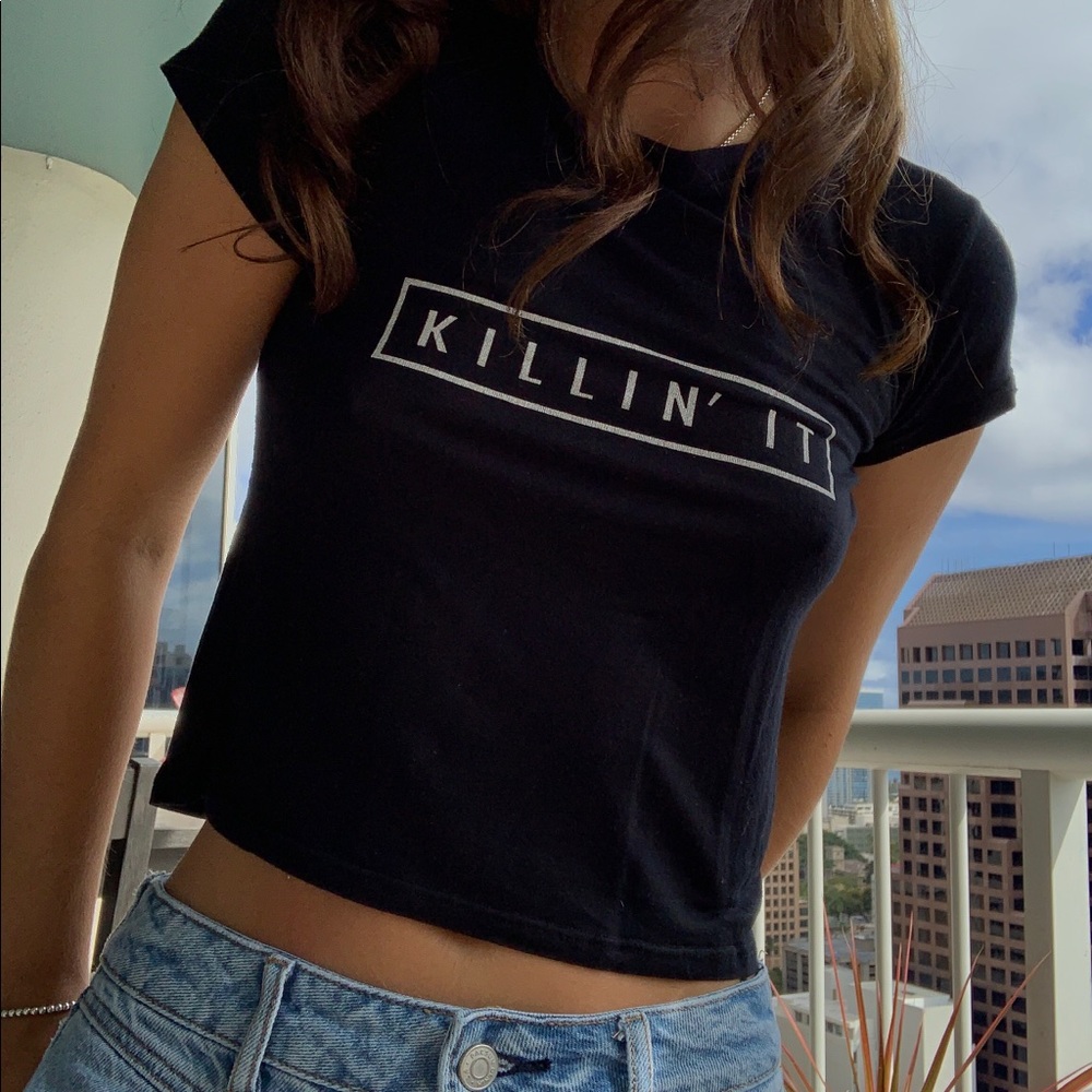 Brandy Melville “Killin’ it” crop top 🗡🖤
